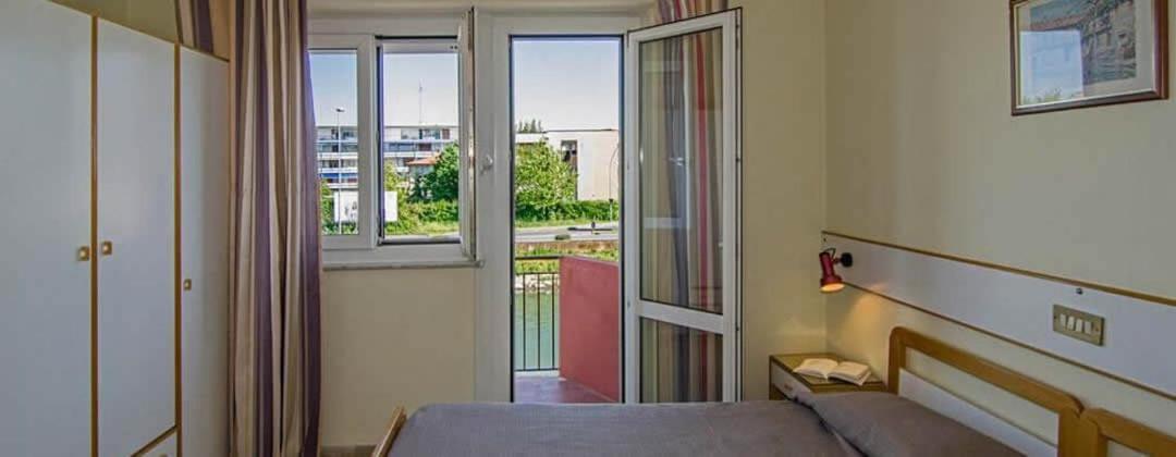 Hotel Laurin Lido di Camaiore Extérieur photo